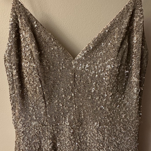 Vince Camuto Gold sequins dress size 2 - Picture 2 of 7